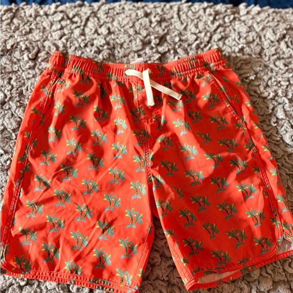 **🌊 For Sale: Fair Harbor Swim Trunks Set - Like New! 🌞**